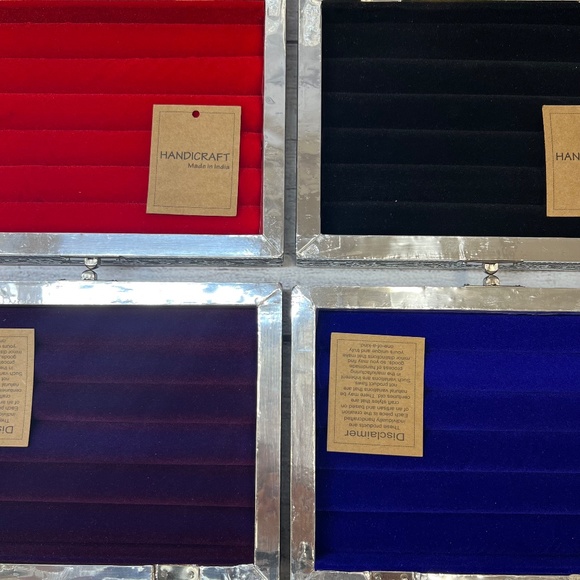 Handcrafted Floral Embossed Ring Box - Picture 5 of 13